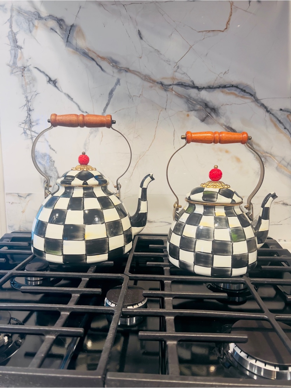 Mackenzie-Child’s Courtly Check 2 Quart Tea Kettle